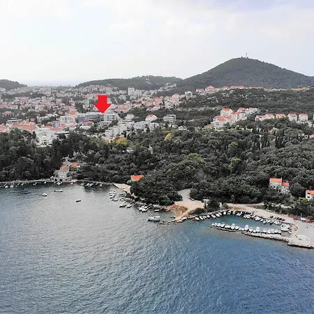 D-elegant Lapad Hotell 4*