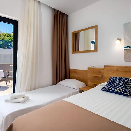 D-elegant Lapad Hotel 4*